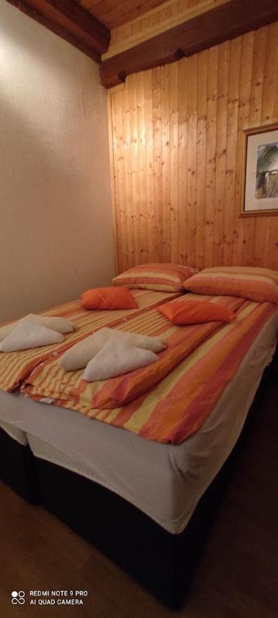 Apartman Sipak Fuzine Exterior photo